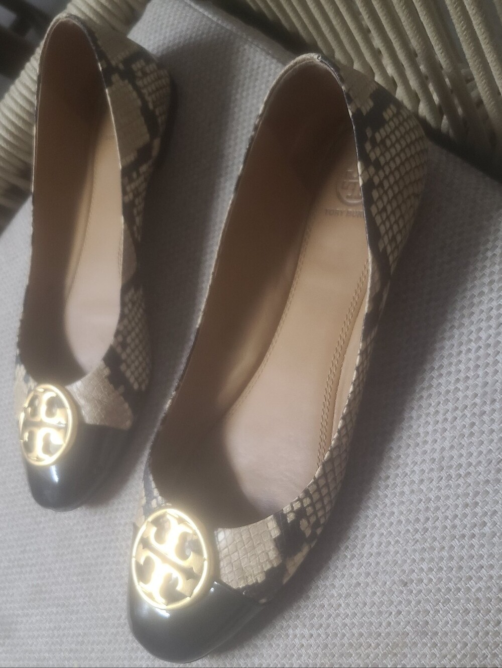AUTHENTIC TORY BURCH - Picture 4 of 4